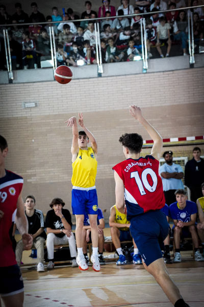 Hasta 5 triples enchufó Eduardo Álvarez