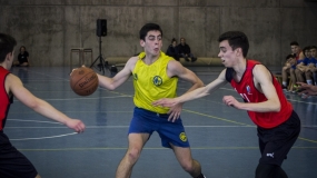 Estudio vence en un duelo de gigantes