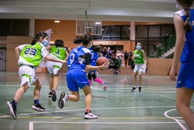 Dinamismo en las jugadas.