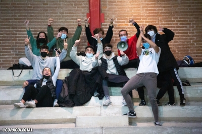 Los aficionados presentes en la grada