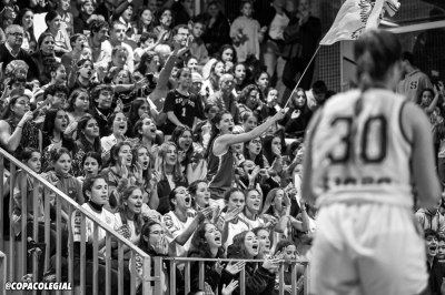 Las aficiones nunca dejaron de animar.