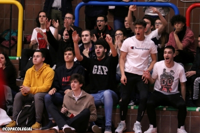 Entregada e intensa afición de Caldeiro