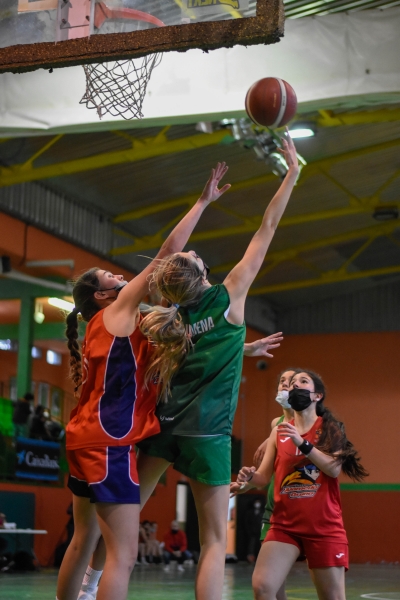 Jimena siempre activa