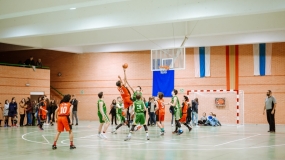 Los tigres de Maristas se imponen ante los jóvenes flamencos 