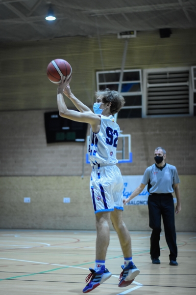 Gran acierto exterior local