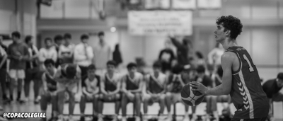 Felipe Díaz en un tiro libre.