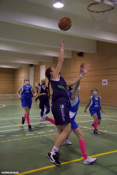 Ainhoa Rivero se eleva por encima de Elena Cabello