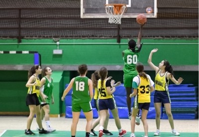 La altura de Aminata Sangaré