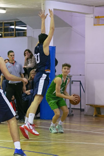 El triple de la polémica