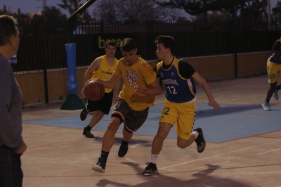 La defensa de Novaschool, clave en el partido