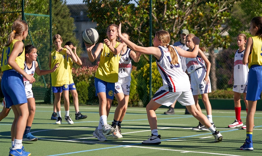  Mañana de calor... y mucho minibasket