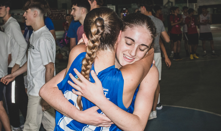 Maristas consigue salir campeón después de un partido muy disputado