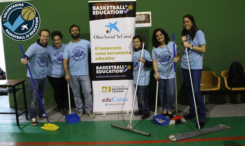Maristas llena de voluntarios la Copa Colegial Sevilla