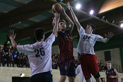Los equipos se entregaron para lograr el triunfo
