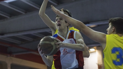 El partido fue muy competido hasta el final