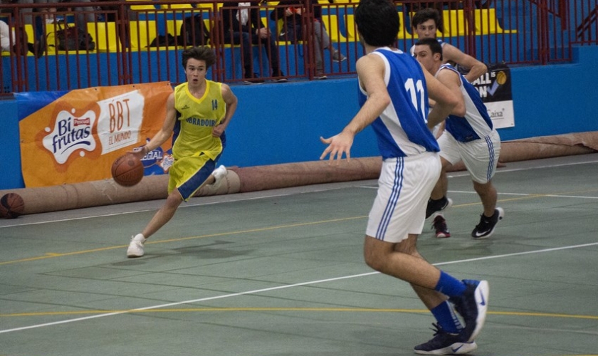 Obradoiro acoge la tercera Precopa masculina de la Copa Colegial de A Coruña