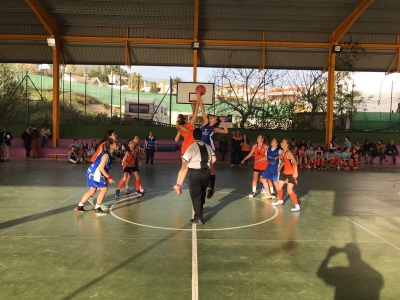 Partido disputadísimo desde el salto inicial