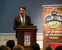 De patios y legados colegiales.