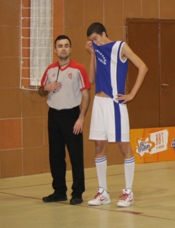 Haciendo relacionespúblicas...