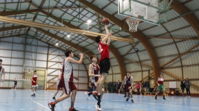 Primer zarpazo de las Panteras