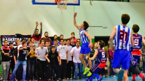 Recuerdo impone su ley frente  Menesiano