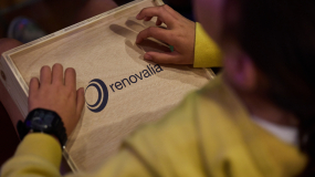 Renovalia inspira a los jóvenes de Santa María del Pilar con su proyecto "One Future is Green"