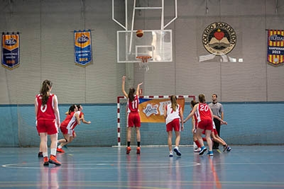 Rinos quiere colgar el cuarto Estandarte