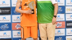 Rómulo Aguillaume, profeta triplista en su tierra