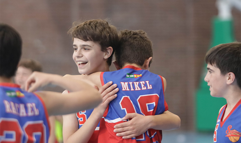 SAFAUR y Portaceli reeditan campeonato en la IX PequeCopa Herbalife Nutrition Sevilla SAFAUR y Portaceli reeditan campeonato en la IX PequeCopa Herbalife Nutrition Sevilla