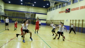 Sagrados Corazones resiste la carga Gladiatori