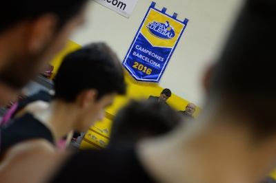 El estandarte 2016, presidía.