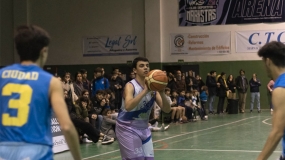 Paso firme de Maristas San Fernando hacia cuartos tras noquear a El Majuelo