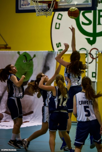 IMponiéndose en la zona