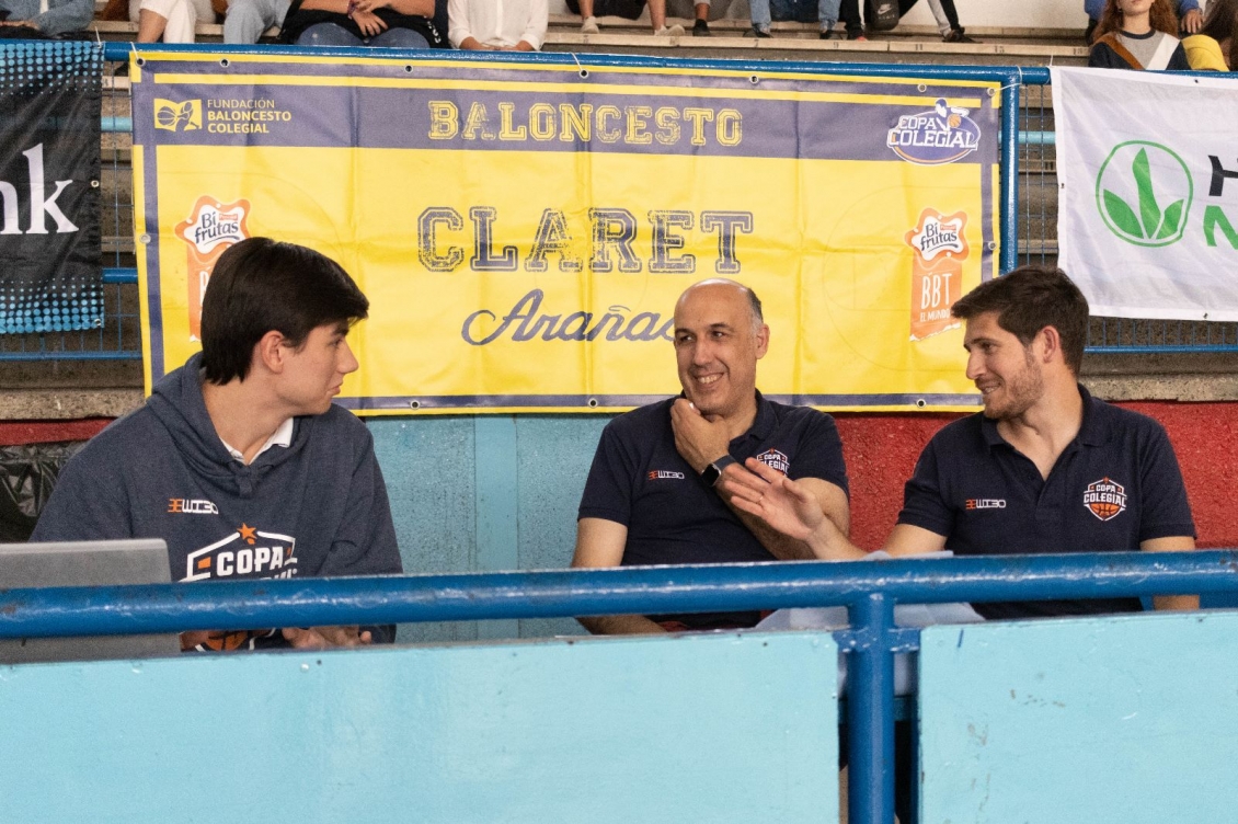 Arturo Morales (Izq), Gabriel Cepeda (Centro) y Pablo Galav&iacute;s (Der)