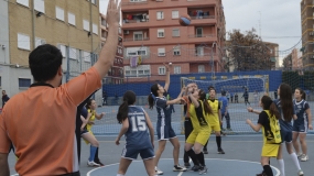 Las Hienas Juan Comenius comienzan con una sonrisa