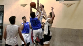 Los rinocerontes arrasan a Gran Asociación, uno de los favoritos