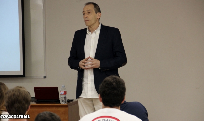 Valores en el deporte: interesante charla de José Luis Llorente en Santa María la Blanca
