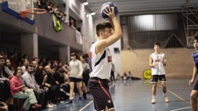 Dos estilos de juego opuestos… y Compañía de María pasa de ronda