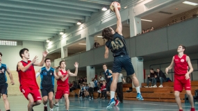 Un colosal Paricio lleva a Canguros a semifinales